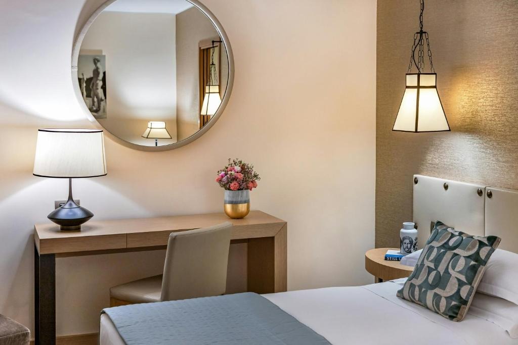 هتل استار هتلز متروپل